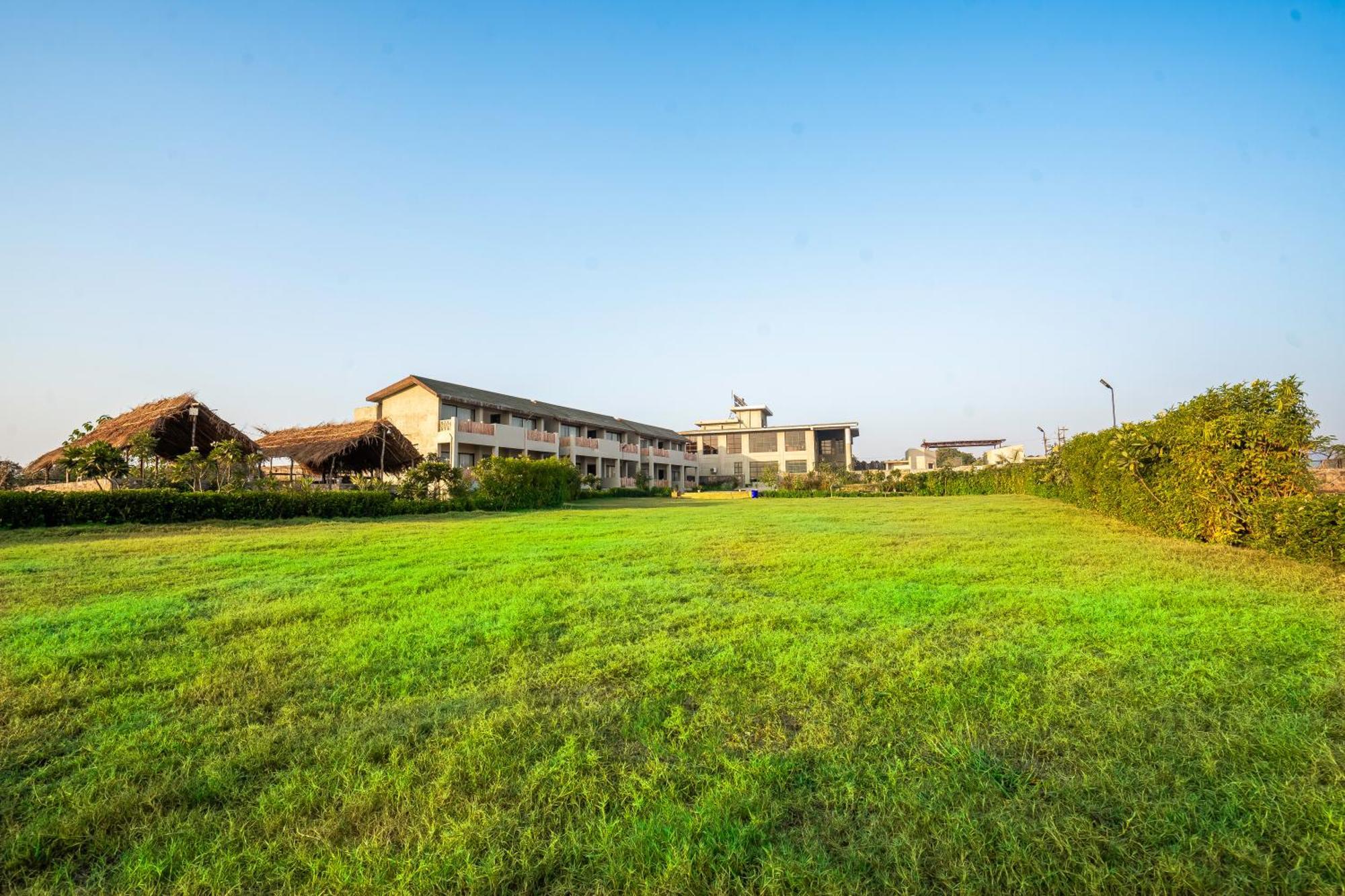 Palpur Fort A Kuno Wildlife Resort, Morawan Sesaipura Exteriör bild